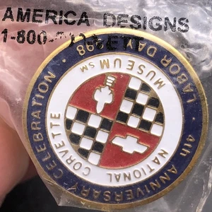 National Corvette Museum 1998 4th Anniversary Celebration Labor Day Lapel Pin - Picture 1 of 4