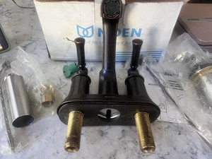 Moen Dartmoor Oil Rubbed Bronze Faucet - Picture 1 of 3