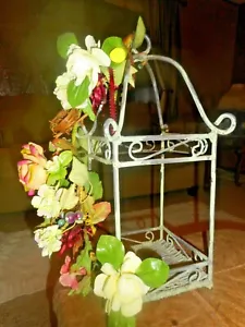 Offener Vogelkäfig aus Metall Blumengesteck/Kerzenhalter/Blumen seitlich befestigt - Bild 1 von 12
