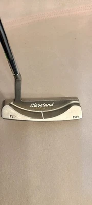 Cleveland Classic Collection 3 Putter (RH) 70/3/340 (34")Face Milled  EUC - Image 1 of 4