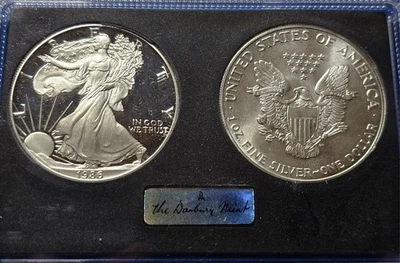 1986 2 PC. BU & PROOF AMERICAN SILVER EAGLE COIN SET IN HOLDER  - Image 1 of 2