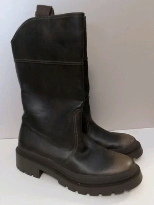 Botas Zara Marrón Imitación Cuero Envejecido Suela de Goma Punta Redonda Talla 42 Foto 1 de 4