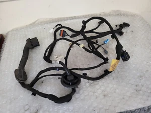 Range Rover Velar L560 2017-2024 lado del conductor puerta trasera cableado telar HK7214632BDC - Imagen 1 de 6