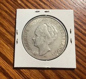 Nederlands 1939 Two & Half Gulden Silver Coin(Crown Size XF-AU) - Picture 1 of 2