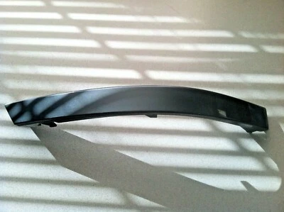 BMW 750Li E66 2005-2008 ~ moldura de parachoques trasero izquierdo ~ pieza OEM 51127142217 Foto 1 de 3