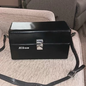 1950s / 60s Vintage Vinyl Nikon Accessory Case For Lens, Film, Filters, Etc. - Picture 1 of 9