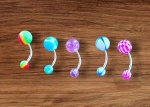 Lote de 5 Anillos de Ombligo Acrílico Multicolor - Diseños Divertidos Joyería Ombligo 14G - Imagen 1 de 2