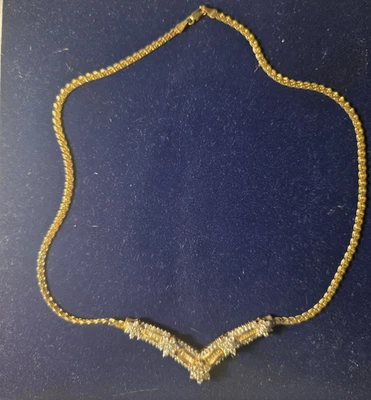 DIAMOND 1+ CARAT 14K YELLOW GOLD  V SHAPED  NECKLACE 17 INCH 17. GRAMS - Image 1 of 4