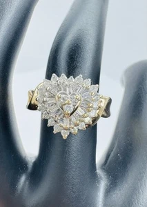 Lovely Heart Shaped 10K SOLID GOLD Diamond Cluster Cocktail Ring 4.1 Gram Size 8 - Picture 1 of 24
