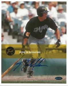 Nick Johnson autografiado 8x10 Just Minors con certificado de autenticidad de los nacionales de los Yankees - Imagen 1 de 1