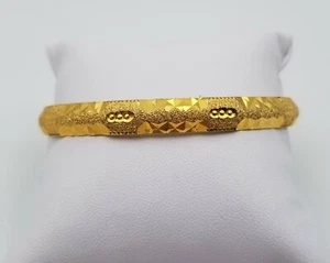 Gorgeous Gold Tone Bangle Bracelet with Textured & Cut Designs 2 3/4" Diameter - Picture 1 of 6