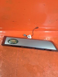 ✅2010 LAND ROVER DISCOVERY 4 L319 TAILGATE HANDLE LICENSE LIGHT AH22-431E76-BA - Picture 1 of 11