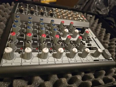 Behringer Xenyx 1202FX Premium Analog 12-Input Mixer - Bild 1 von 4