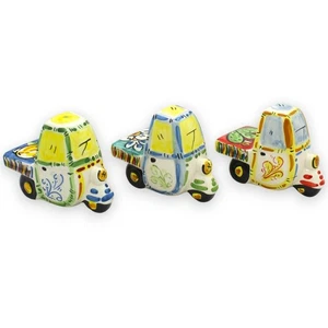 Moto Ape veicolo in ceramica di Caltagirone, L 11 x 8 x 6 cm ca. (1Unità) Vari c - Imagen 1 de 10