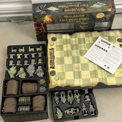 2006 Pirates of the Caribbean Dead Man's Chest 3 in 1 Checkers Chess Dice Game - Image 1 of 4
