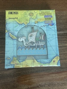 Loungefly! Spilla scatola da collezione One Piece Going Merry - 2025 SDCC esclusiva condivisa - Foto 1 di 2