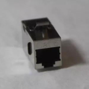 Tripp Lite N235-001-SH Cat6 Inline-Kupplung abgeschirmte Panel-Halterung niedrigste bei eBay! - Bild 1 von 6