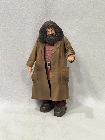 Vintage 2001 Harry Potter Rubeus Hagrid 8.5” Action Figure Cover