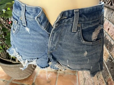 Pantalones cortos Lovers + Friends para mujer talla 23 azul denim estilo Dylan desgastado Foto 1 de 4