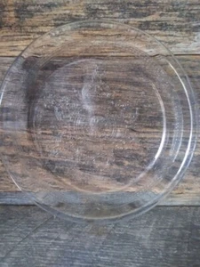 Vintage Fire-King geätzte Vertiefungsglas klare Tortenplatte - 9 Zoll durchmesser - Bild 1 von 1