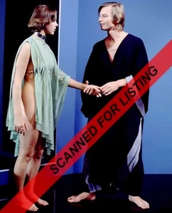 Logan's Run Michael York & Jenny Agutter 8X10 PHOTO #9080 - Picture 1 of 1