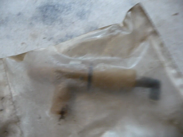 Válvula Red Dot RD-5-8804-1 5/8 manguera OEM MACK Foto 1 de 1