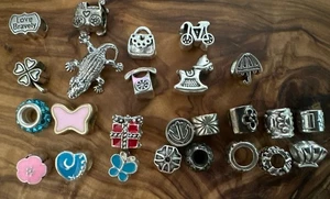 Hágalo usted mismo Lote de 20 Dijes y Cuentas Tono Plata (algunas Esmaltadas) Flor de Bicicleta de Caimán - Imagen 1 de 3