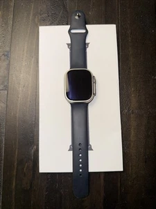 Apple Watch Ultra (1st gen) LTE/Wifi/32gb - Photo 1 sur 7