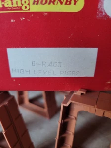 NOS -TRIANG HORNBY R453 PILASTRI DI ALTO LIVELLO 6 PER SCATOLA (GB6) - Foto 1 di 1
