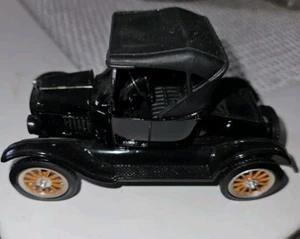 1:32 - 1925 Ford Model T Roadster 1/32 Diecast Car - Picture 1 of 7