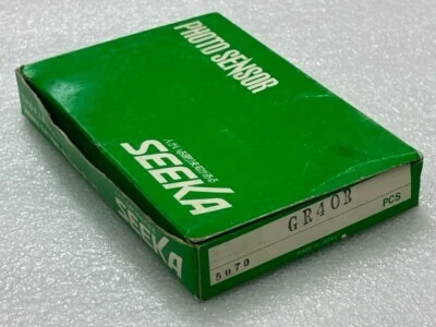 Takenaka Seeka GR40R 12-24V Photoelectric Sensor New - Image 1 of 4