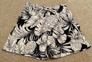 Old Navy Youth Boys Size 8 Black White Pineapple Swimming Trunks - Picture 1 of 4