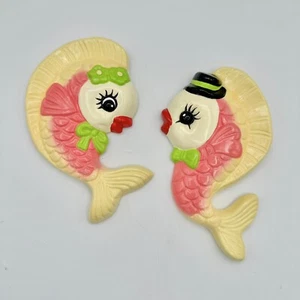 Wandkreidegeschirr küssender Fisch anthropomorph kitschig Kitsch Wandrelief Vintage Stil - Bild 1 von 3