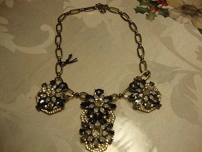 Collar Babero Baublebar Fantasia Cristal/Oro Antiguo Nuevo sin Etiquetas $68 Foto 1 de 4