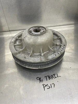 1988-1999 Polaris Indy Trail OEM Secondary Belt Drive clutch Assembly 563016115 - Image 1 of 3