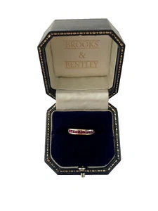 Ruby Ring - 9ct Gold Ruby Half Eternity Ring 2002 Ruby Vintage Ring - Size P 1/2 - Picture 1 of 14