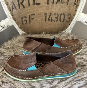 Zapatos sin cordones Ariat Cruiser para mujer talla 9,5B de cuero marrón sin usar, en caja, punta 10017457 - Imagen 1 de 9