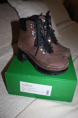 Tamanco de bota de trilha Hasbeens sueco em excelente estado usado preto/chocolate nobuck combo tamanho 38 - Imagem 1 de 4