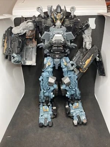 10" Transformers Leader Class Ironhide Action Figure Dark of the Moon Talks - Picture 1 of 6