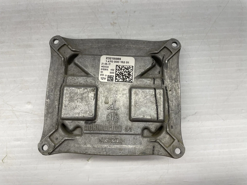 ♻️2016-2019 GMC Sierra 1500 Headlight Control Module Ballast Computer 23219989 - Image 1 of 2