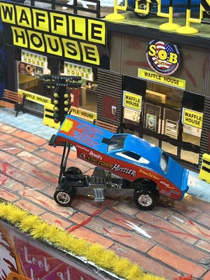 Johnny Lightning 1972 Dodge Charger Revell’s Chi-Town Hustler Funny NM Condition - Image 1 of 4