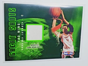 Yao Ming 2004-05 NBA Hoops Great Shots Neon Green GU Jersey Relic GS/YM HOF card - Picture 1 of 3