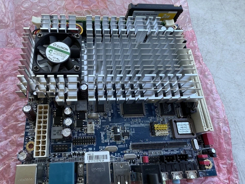 VIA embedded Board EPIA-EN15000G Mini Motherboard  - Image 1 of 4