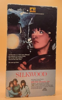 Silkwood VHS 1983 Cher Kurt Russell  **Buy 2 Get 1 Free** Foto 1 de 3