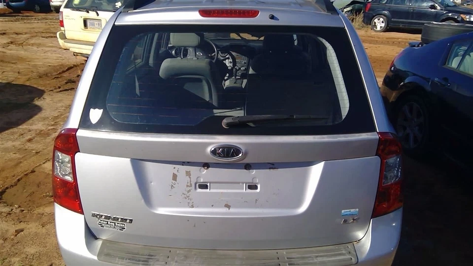 Maletero/portón trasero sin cámara de visión trasera compatible con Kia Rondo 07-12 OEM Foto 1 de 4