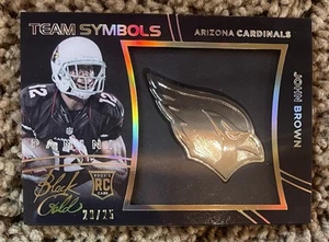 2014 Panini Black Gold John Brown Rookie Team Simboli RC #20/25 - Foto 1 di 2