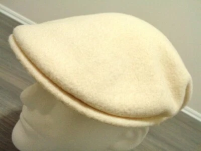 Vintage KANGOL Cornsilk 100% Pure Wool Knit 504 Flat Cap Newsboy Hat VTG Y2K - Image 1 of 4