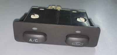 1996-1999 SATURN SC1 SC2 AQUECEDOR AC CONTROLE CLIMÁTICO 21021824 USADO FABRICANTE DE EQUIPAMENTO ORIGINAL - Imagem 1 de 4