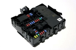 Nissan Titan Frontier Xterra Armada 2009-2015 motor ayuda de estacionamiento, control de IDPM - Imagen 1 de 7