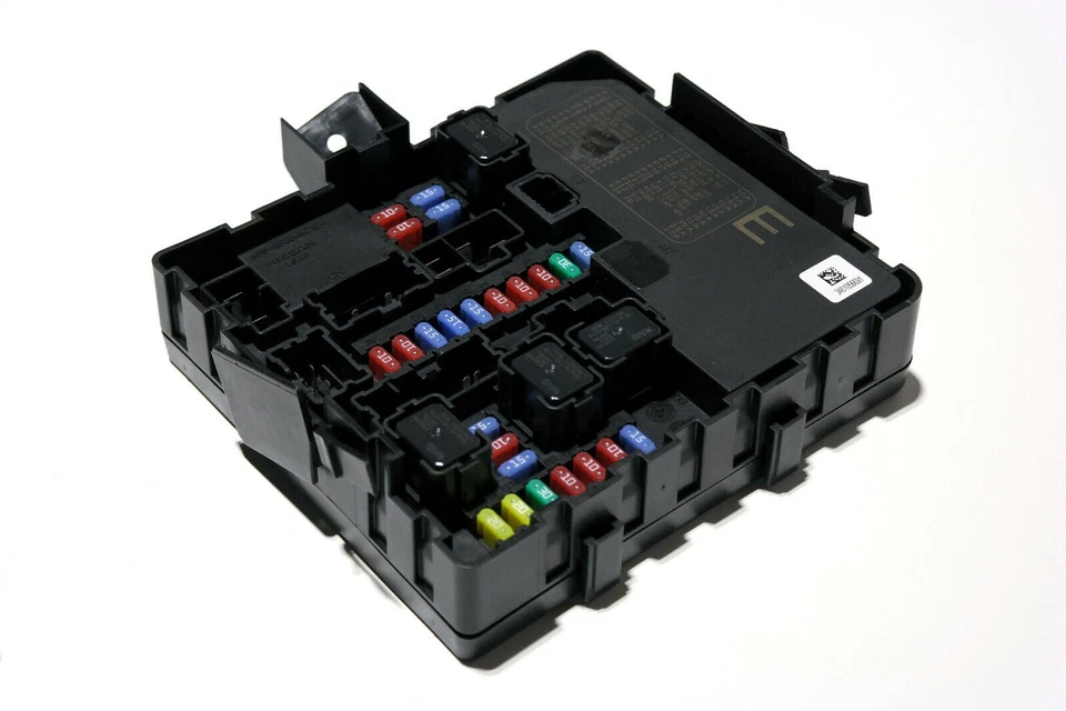 2009-2015 Nissan Titan Frontier Xterra Armada Engine Parking Aid, IDPM Control - Image 1 of 4
